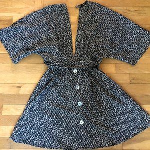 Plunging neck line casual summer dress